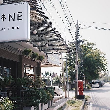 Pine Cafe'&Bed Phra Nakhon Si Ayutthaya Exterior foto