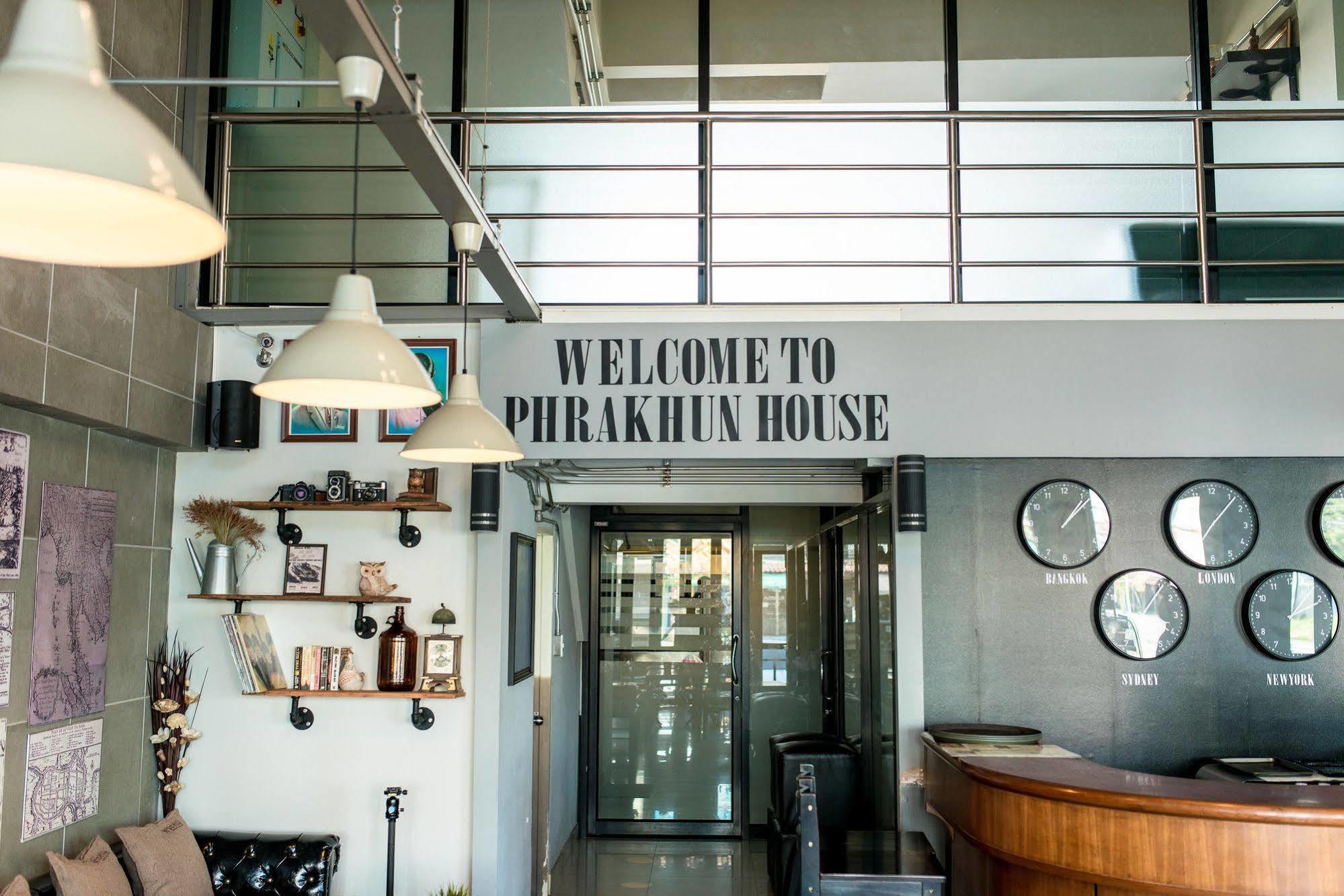 Pine Cafe'&Bed Phra Nakhon Si Ayutthaya Exterior foto