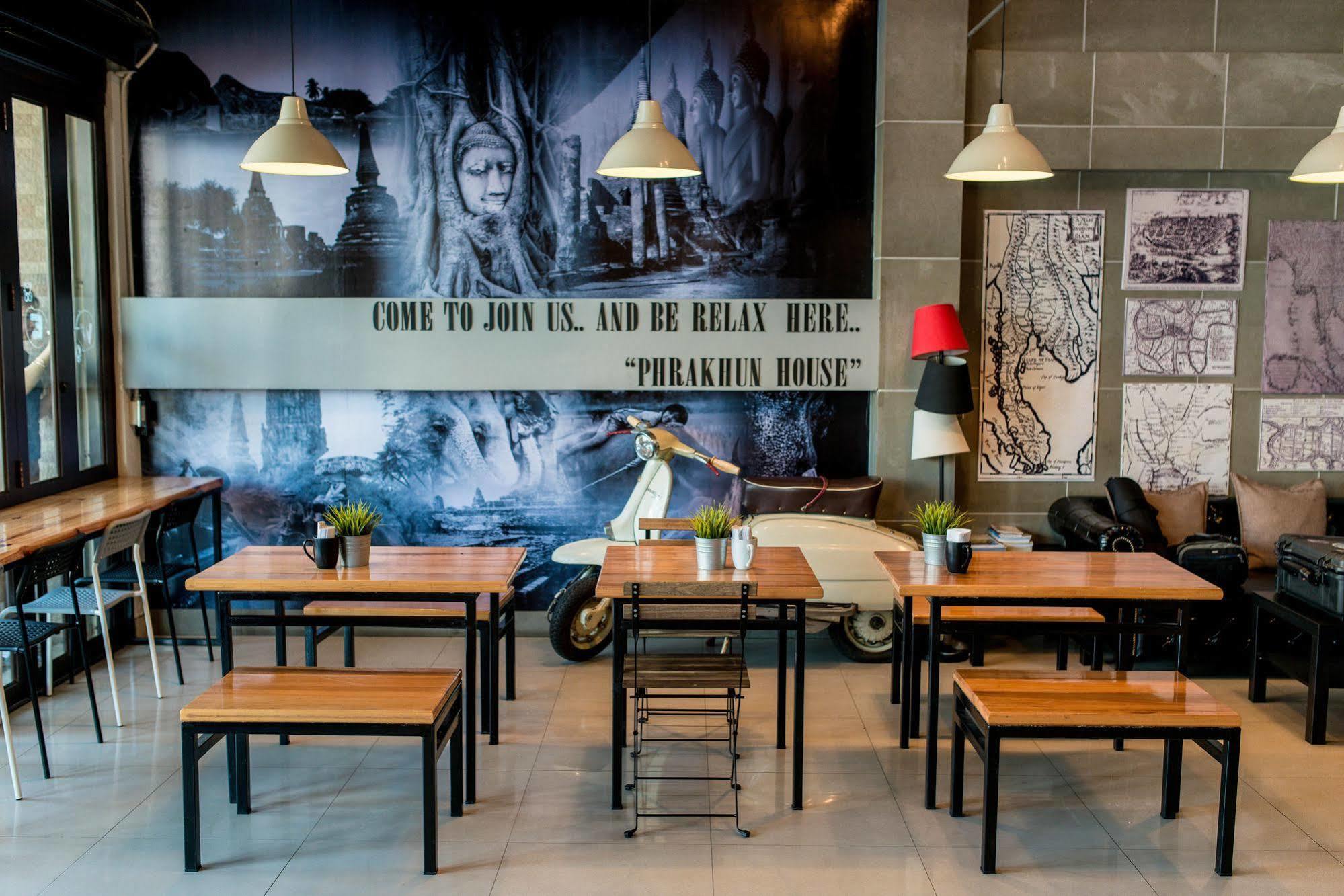 Pine Cafe'&Bed Phra Nakhon Si Ayutthaya Exterior foto